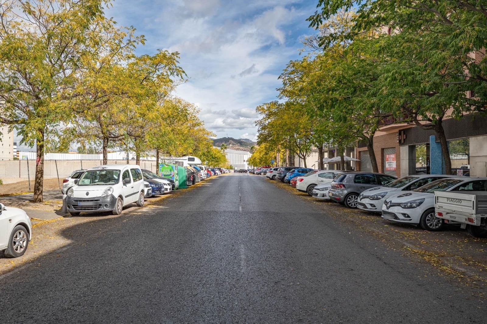 Garage te koop in Granada stad - € 35.000 (Ref: 9534202)