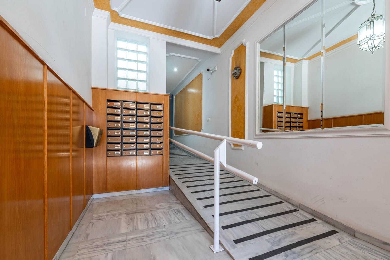 2 soveværelse Lejlighed til salg i Granada by - € 299.000 (Ref: 9534203)