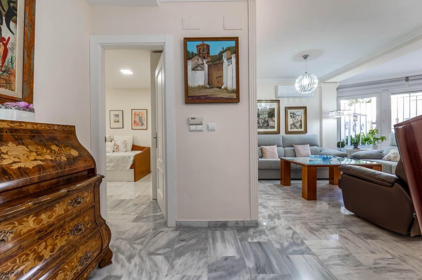 2 soveværelse Lejlighed til salg i Granada by - € 299.000 (Ref: 9534203)