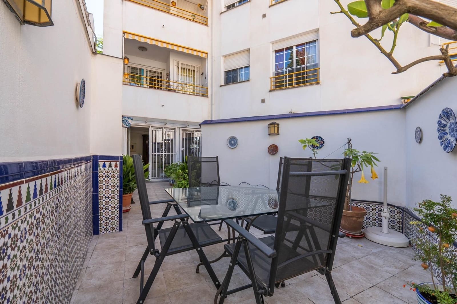 2 soveværelse Lejlighed til salg i Granada by - € 299.000 (Ref: 9534203)