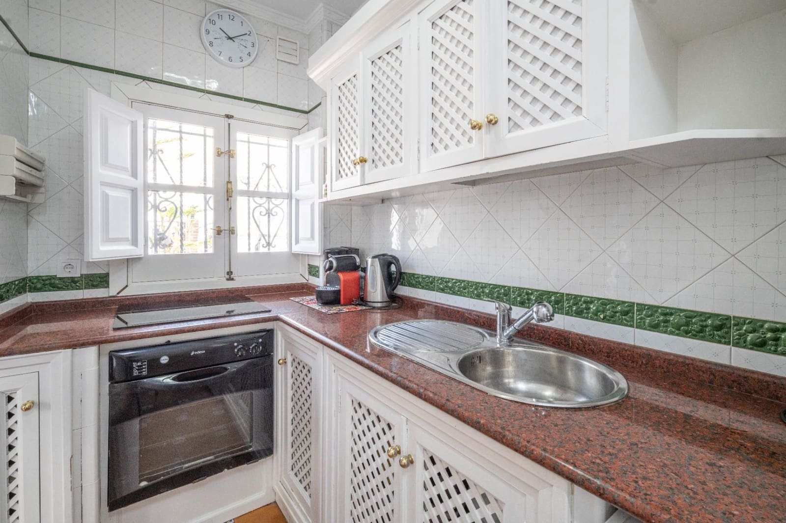 2 Zimmer Haus zu verkaufen in Granada Stadt - 375.000 € (Ref: 9534205)