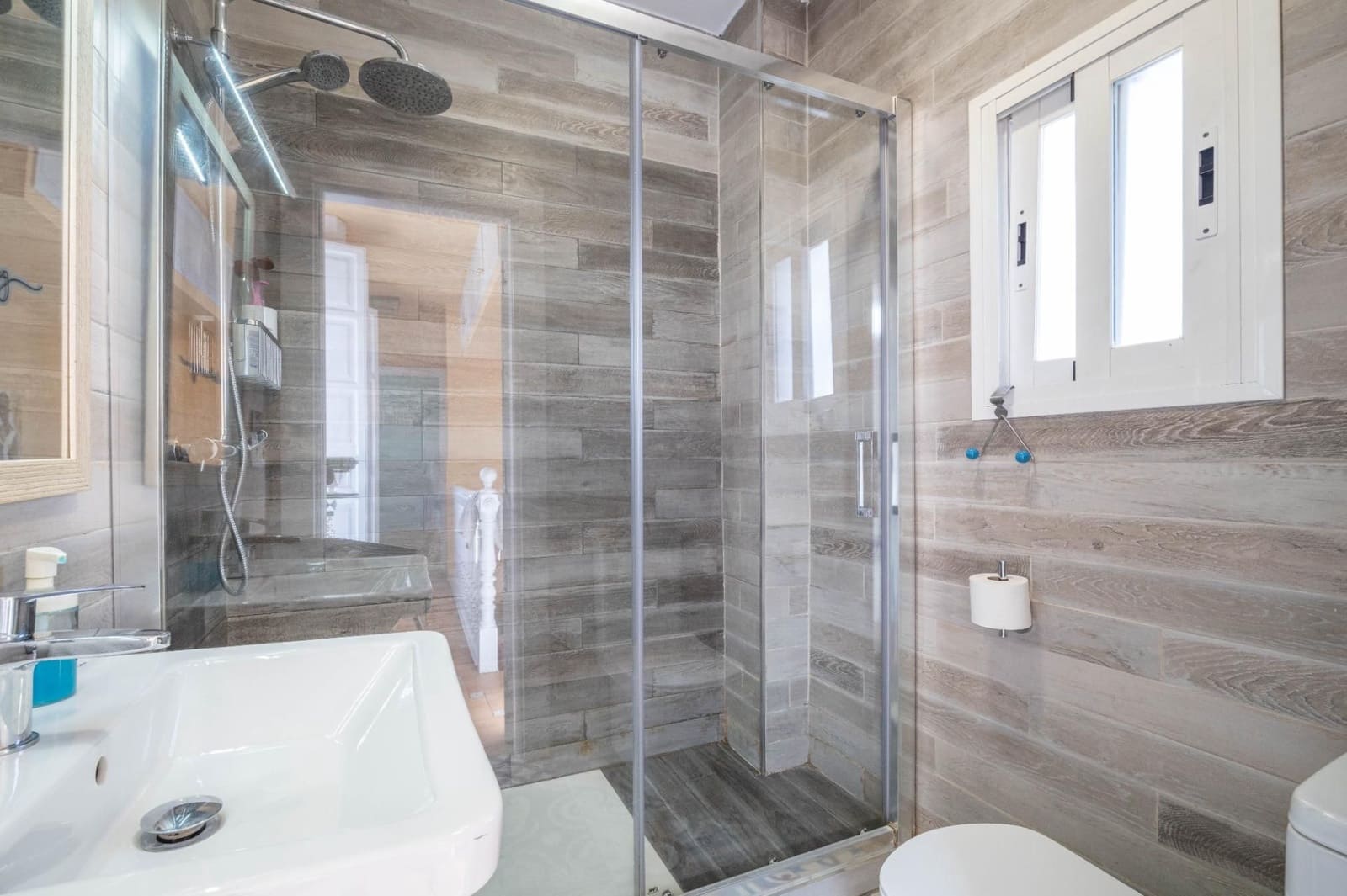 2 Zimmer Haus zu verkaufen in Granada Stadt - 375.000 € (Ref: 9534205)