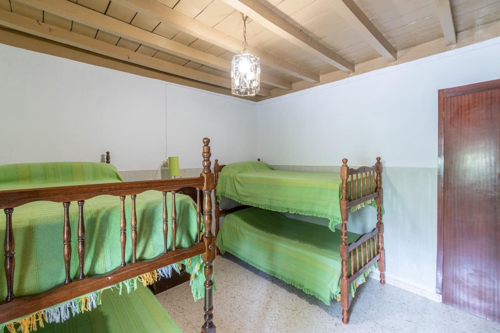 4 sovrum Finca/Hus på landet till salu i Arenas del Rey med garage - 165 000 € (Ref: 9534206)