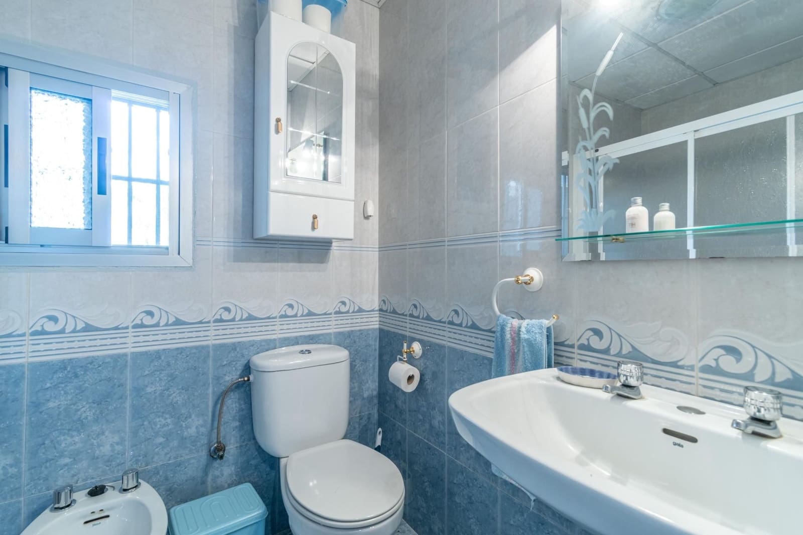 4 sovrum Finca/Hus på landet till salu i Arenas del Rey med garage - 165 000 € (Ref: 9534206)