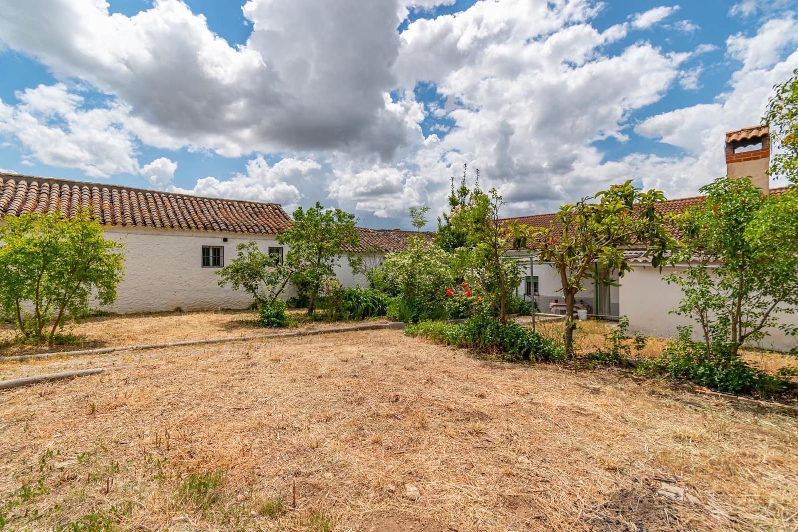 4 sovrum Finca/Hus på landet till salu i Arenas del Rey med garage - 165 000 € (Ref: 9534206)