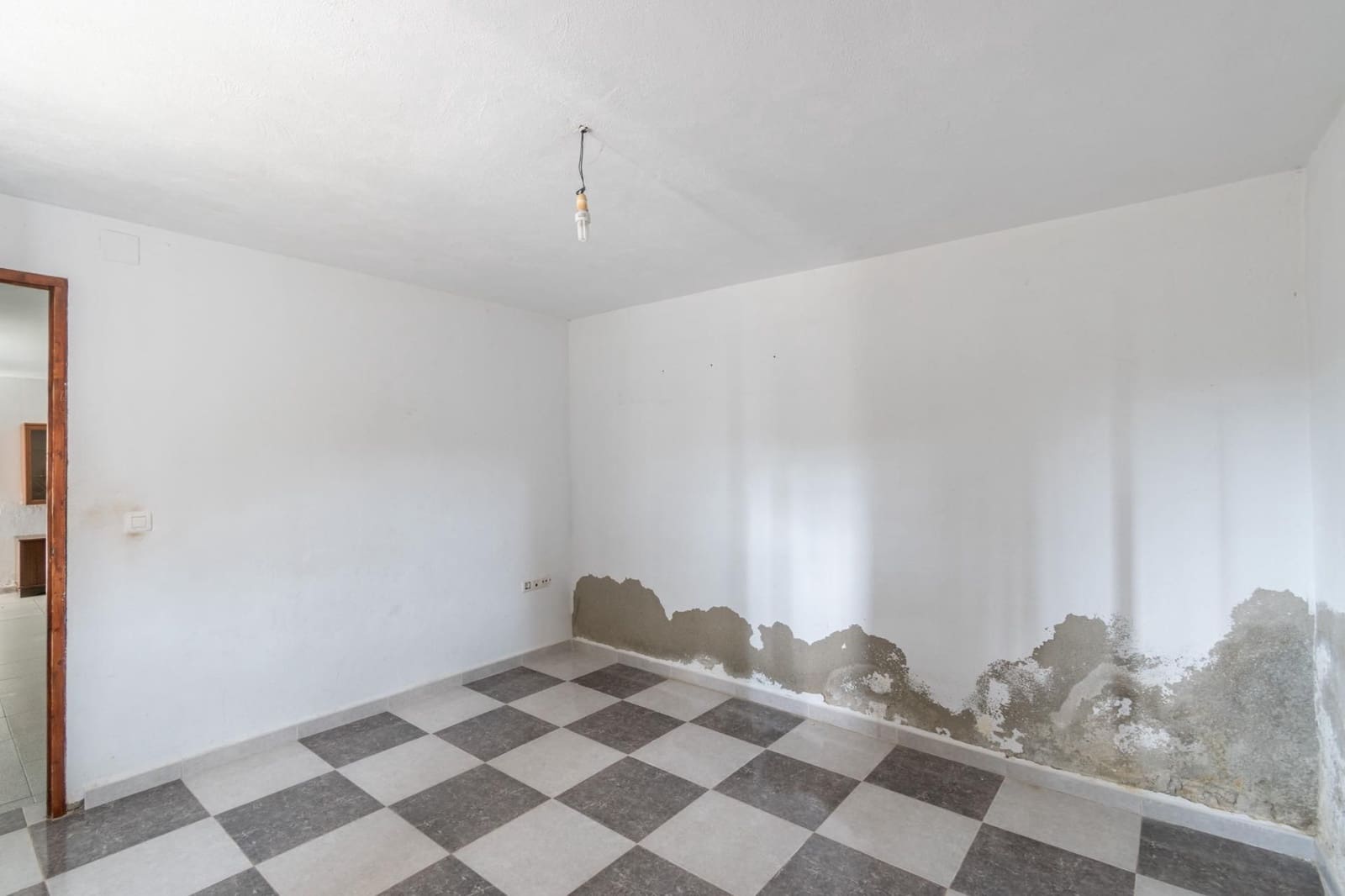 4 sovrum Finca/Hus på landet till salu i Arenas del Rey med garage - 165 000 € (Ref: 9534206)