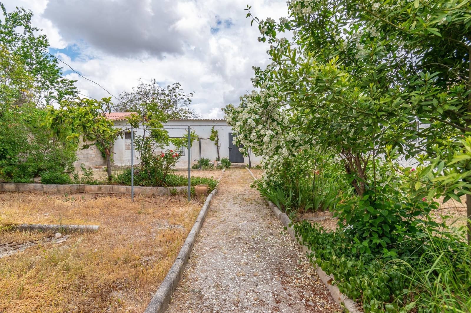 4 sovrum Finca/Hus på landet till salu i Arenas del Rey med garage - 165 000 € (Ref: 9534206)