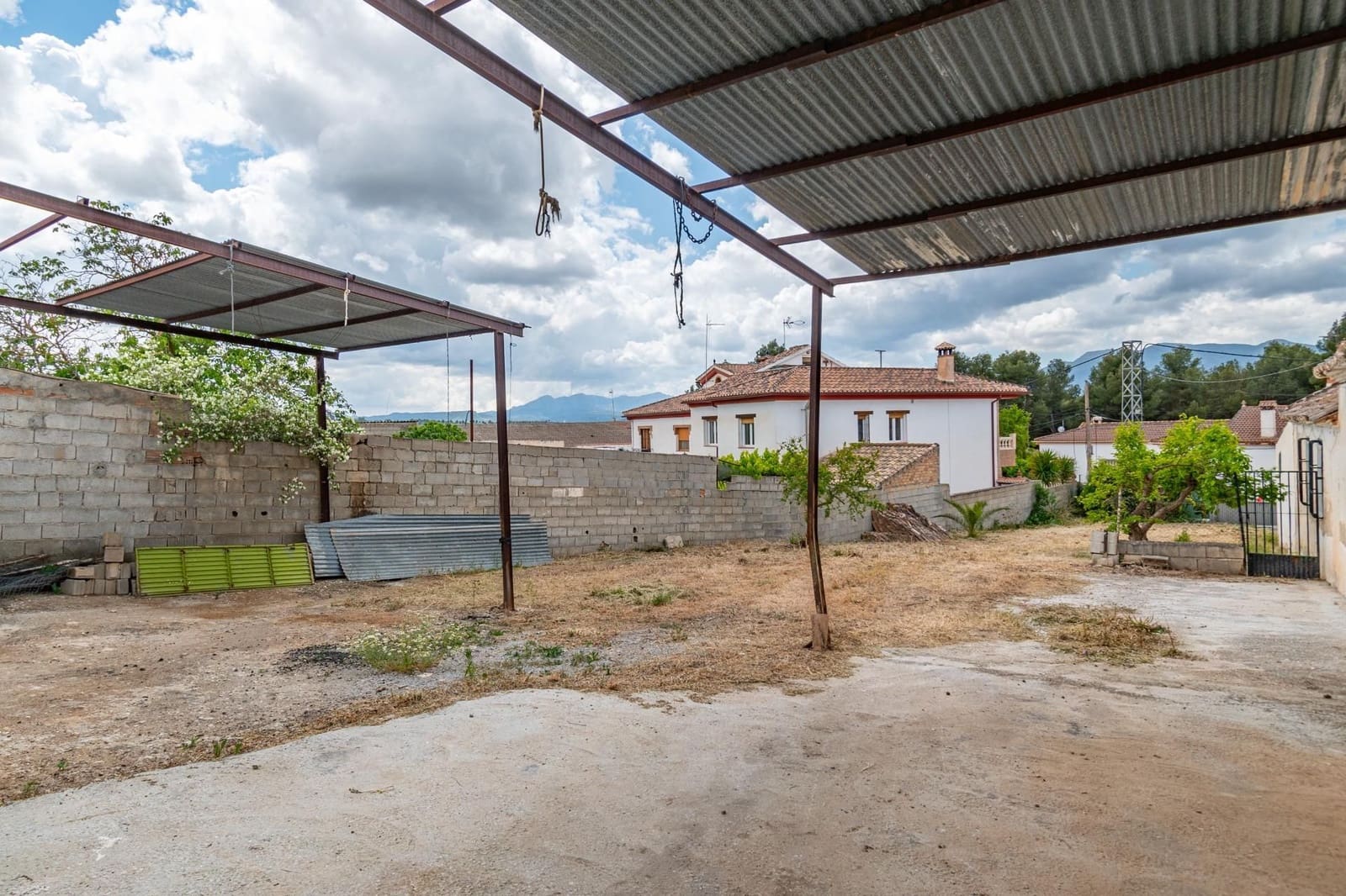 4 sovrum Finca/Hus på landet till salu i Arenas del Rey med garage - 165 000 € (Ref: 9534206)