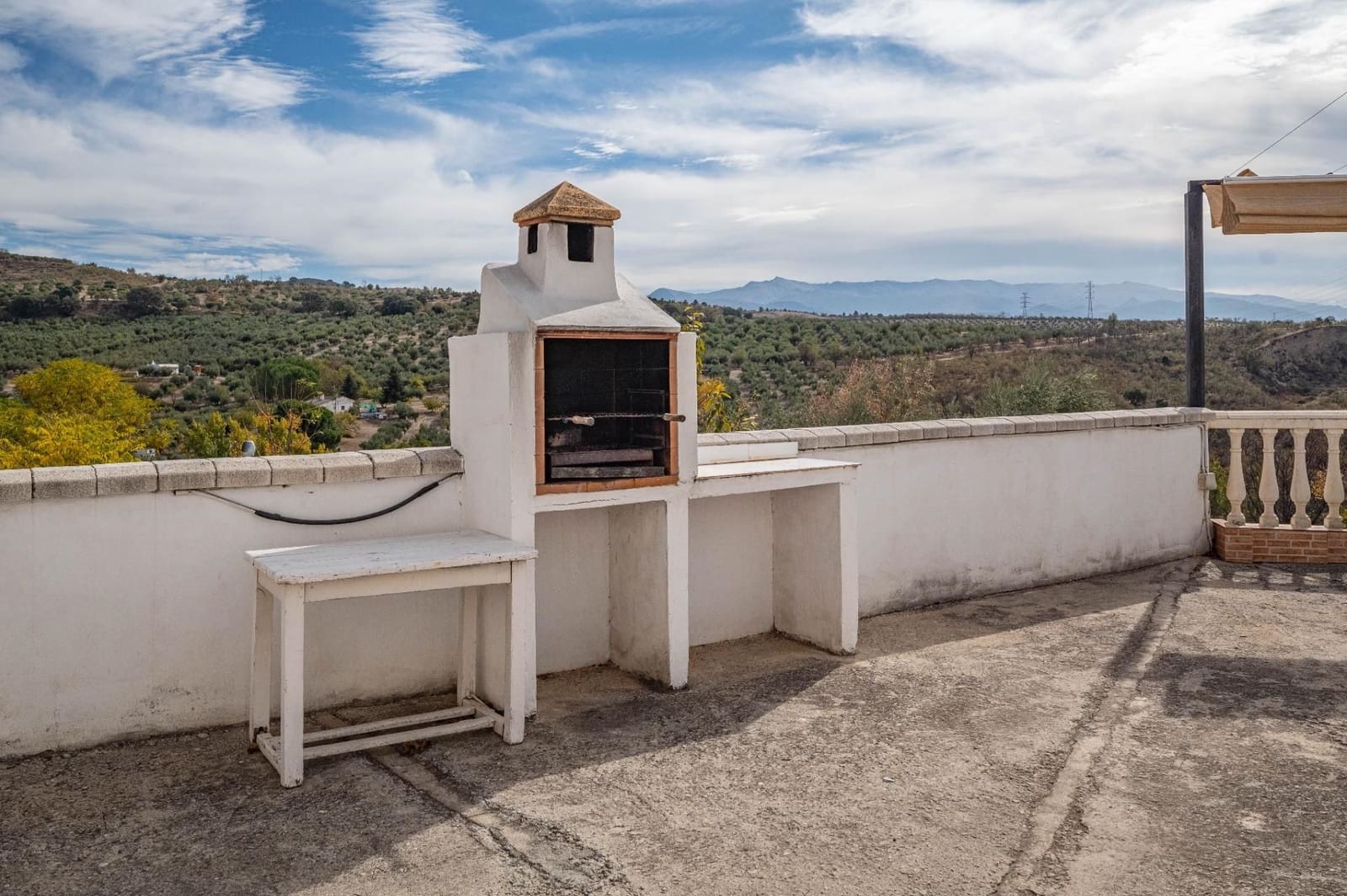 4 slaapkamer Finca/Landhuis te koop in Alfacar met garage - € 600.000 (Ref: 9534208)