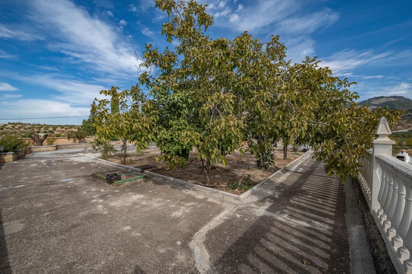 4 slaapkamer Finca/Landhuis te koop in Alfacar met garage - € 600.000 (Ref: 9534208)