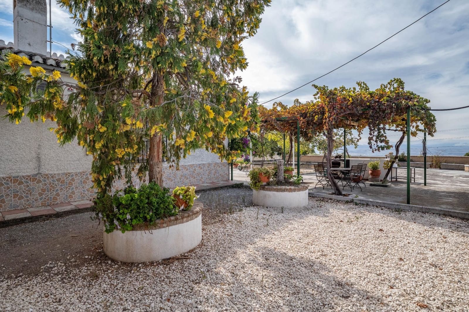 4 slaapkamer Finca/Landhuis te koop in Alfacar met garage - € 600.000 (Ref: 9534208)