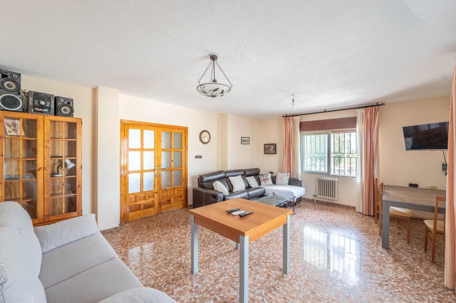 4 slaapkamer Finca/Landhuis te koop in Alfacar met garage - € 600.000 (Ref: 9534208)