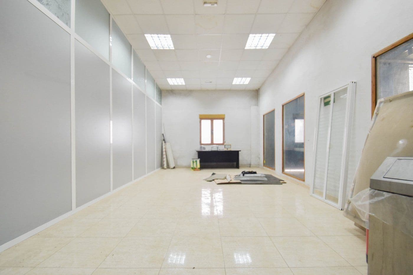 Local Commercial à vendre à Grenade ville - 325 000 € (Ref: 9534209)