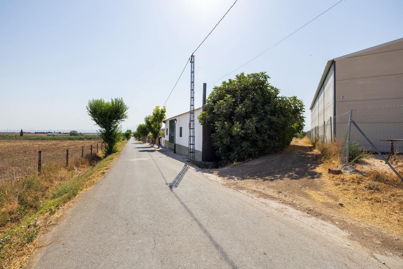 2 bedroom Finca/Country House for sale in Darro with garage - € 129,000 (Ref: 9534210)