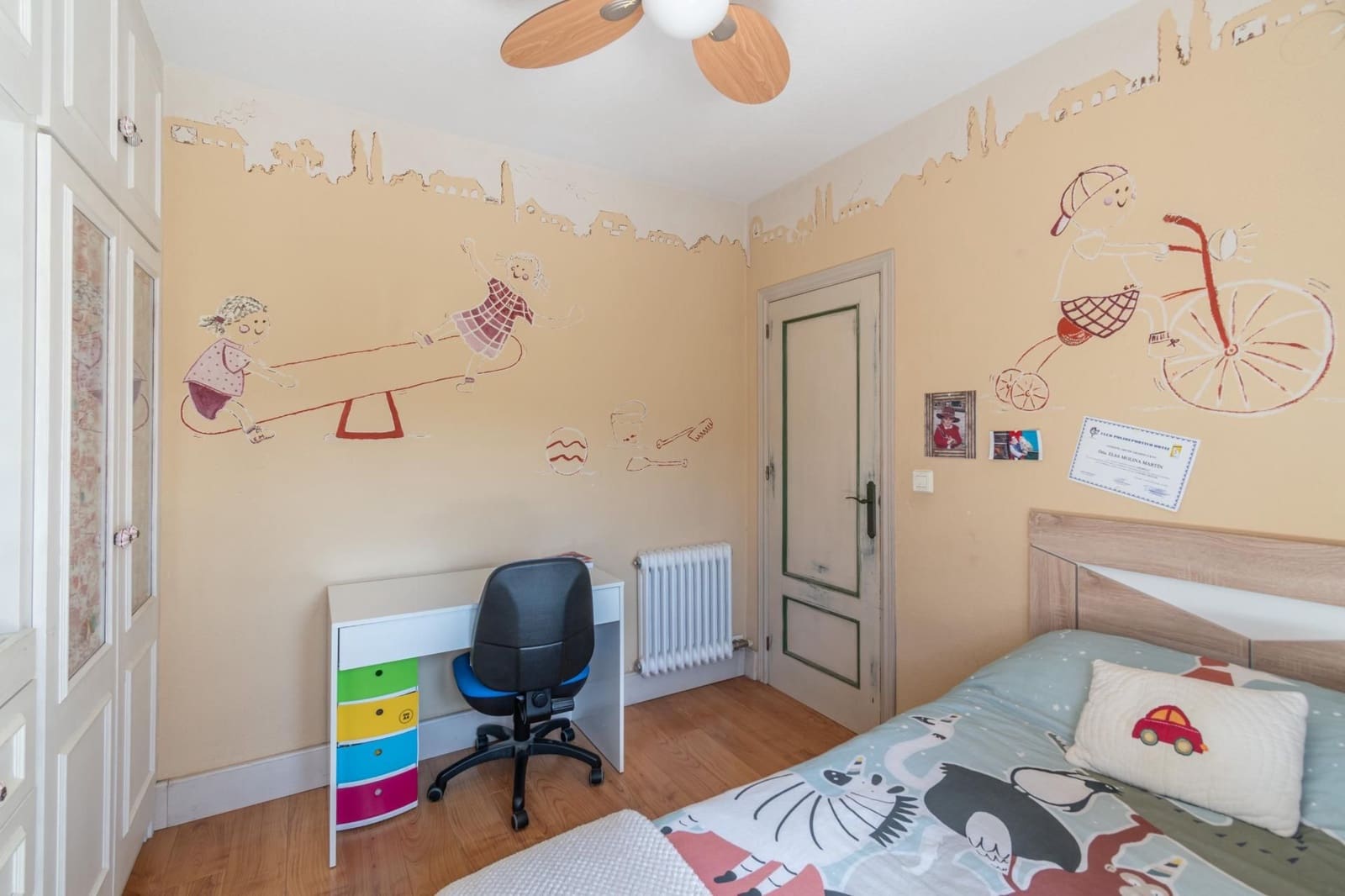 5 sypialnia Willa na sprzedaż w La Zubia z garażem - 309 000 € (Ref: 9534211)