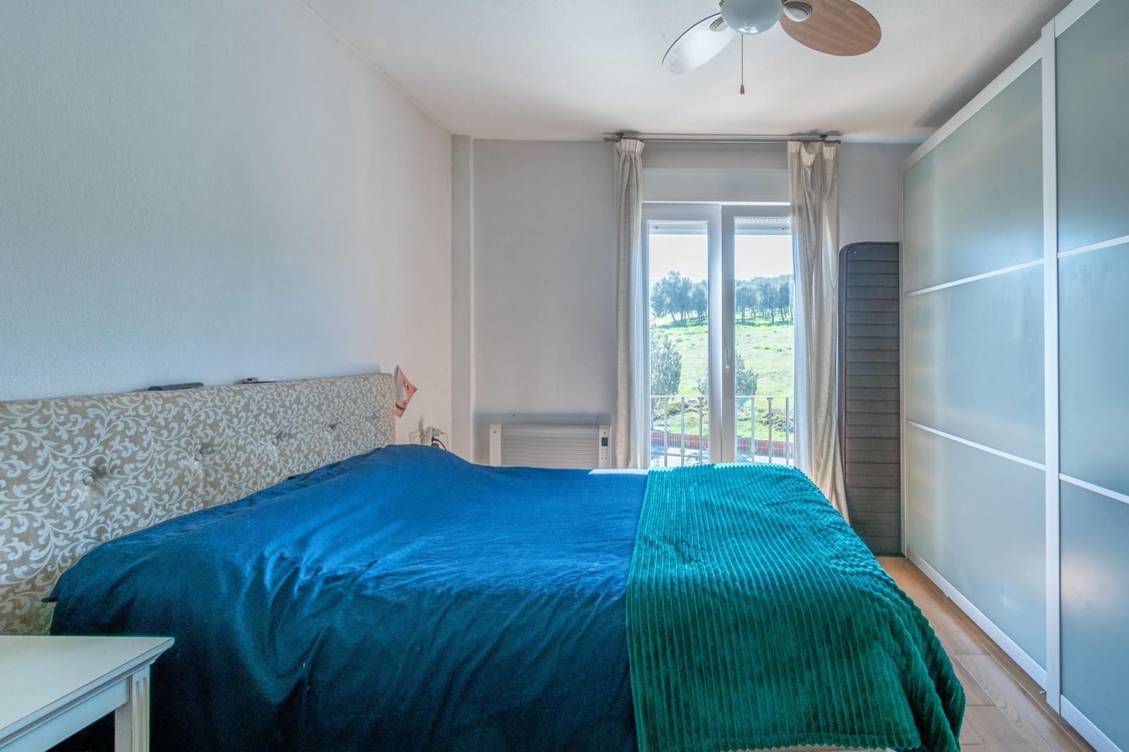 5 sypialnia Willa na sprzedaż w La Zubia z garażem - 309 000 € (Ref: 9534211)