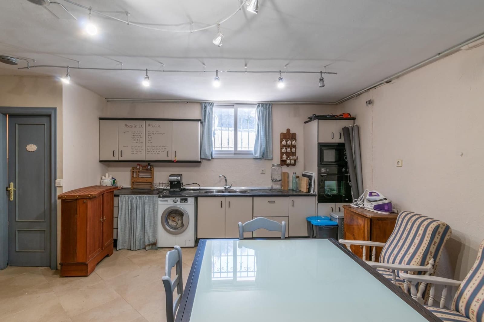 5 sypialnia Willa na sprzedaż w La Zubia z garażem - 309 000 € (Ref: 9534211)