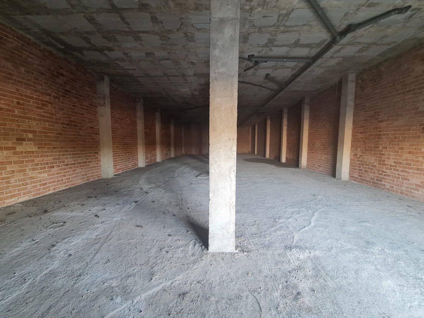 Kommersiell til salgs i Las Gabias - € 150 000 (Ref: 9534214)