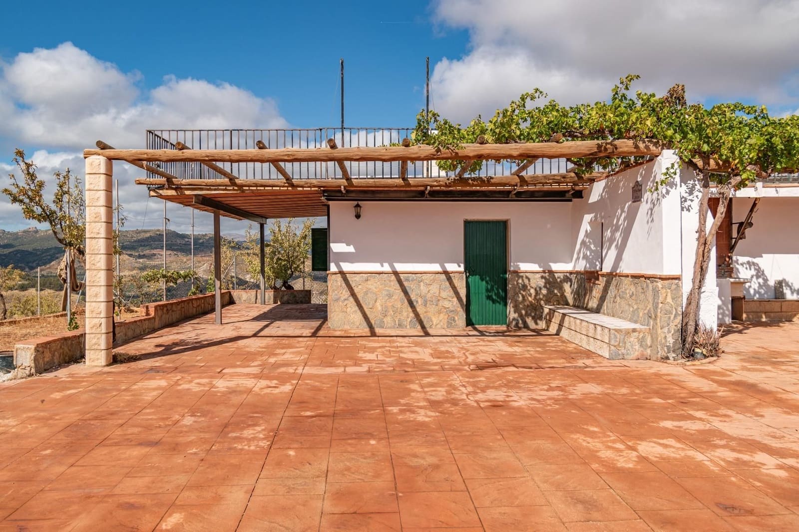 Finca/Casa Rural de 6 habitaciones en La Peza en venta con piscina garaje - 270.000 € (Ref: 9534218)