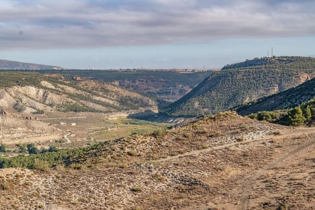 6 Zimmer Finca/Landgut zu verkaufen in La Peza mit Pool Garage - 270.000 € (Ref: 9534218)