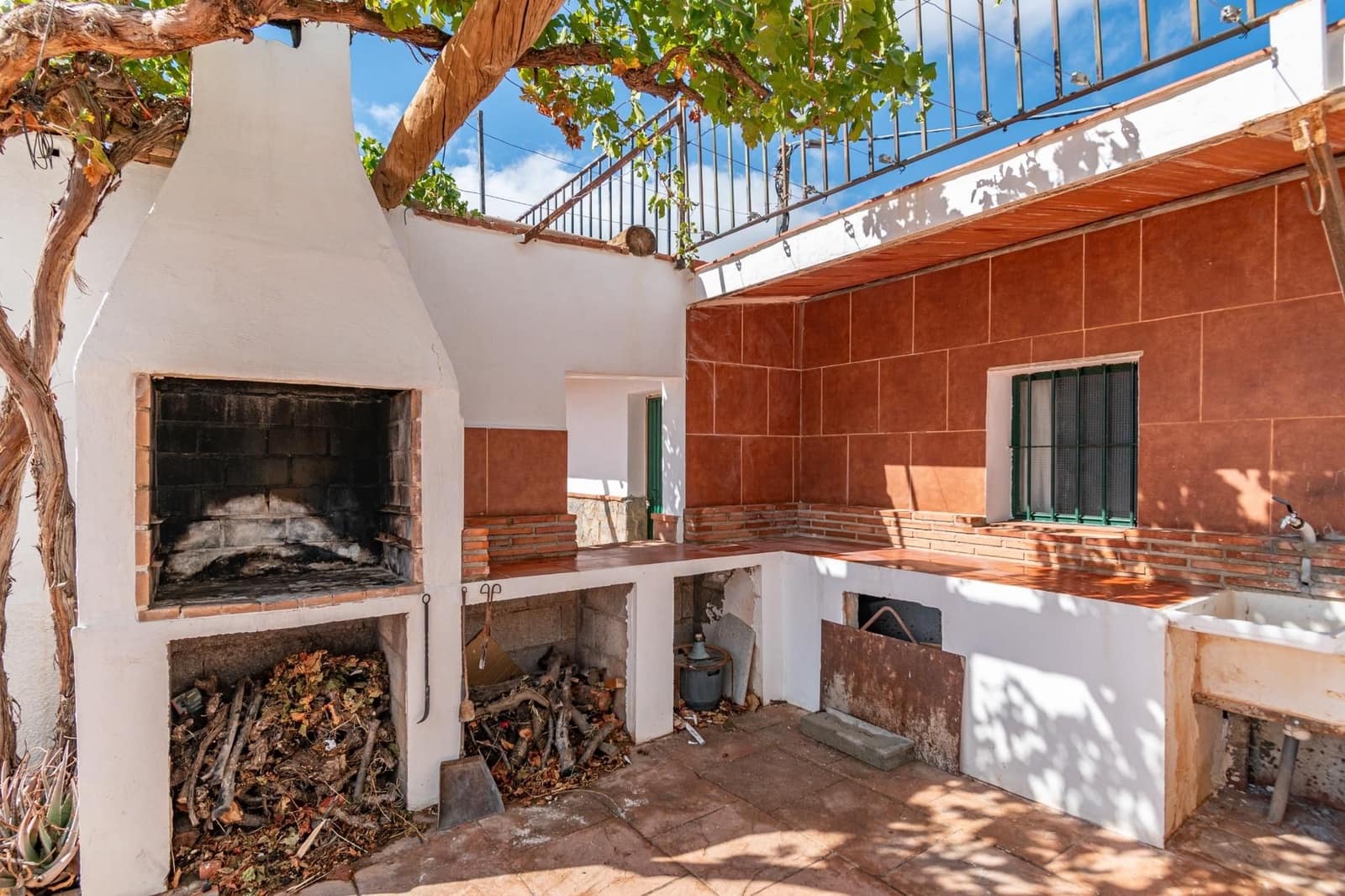 Finca/Casa Rural de 6 habitaciones en La Peza en venta con piscina garaje - 270.000 € (Ref: 9534218)