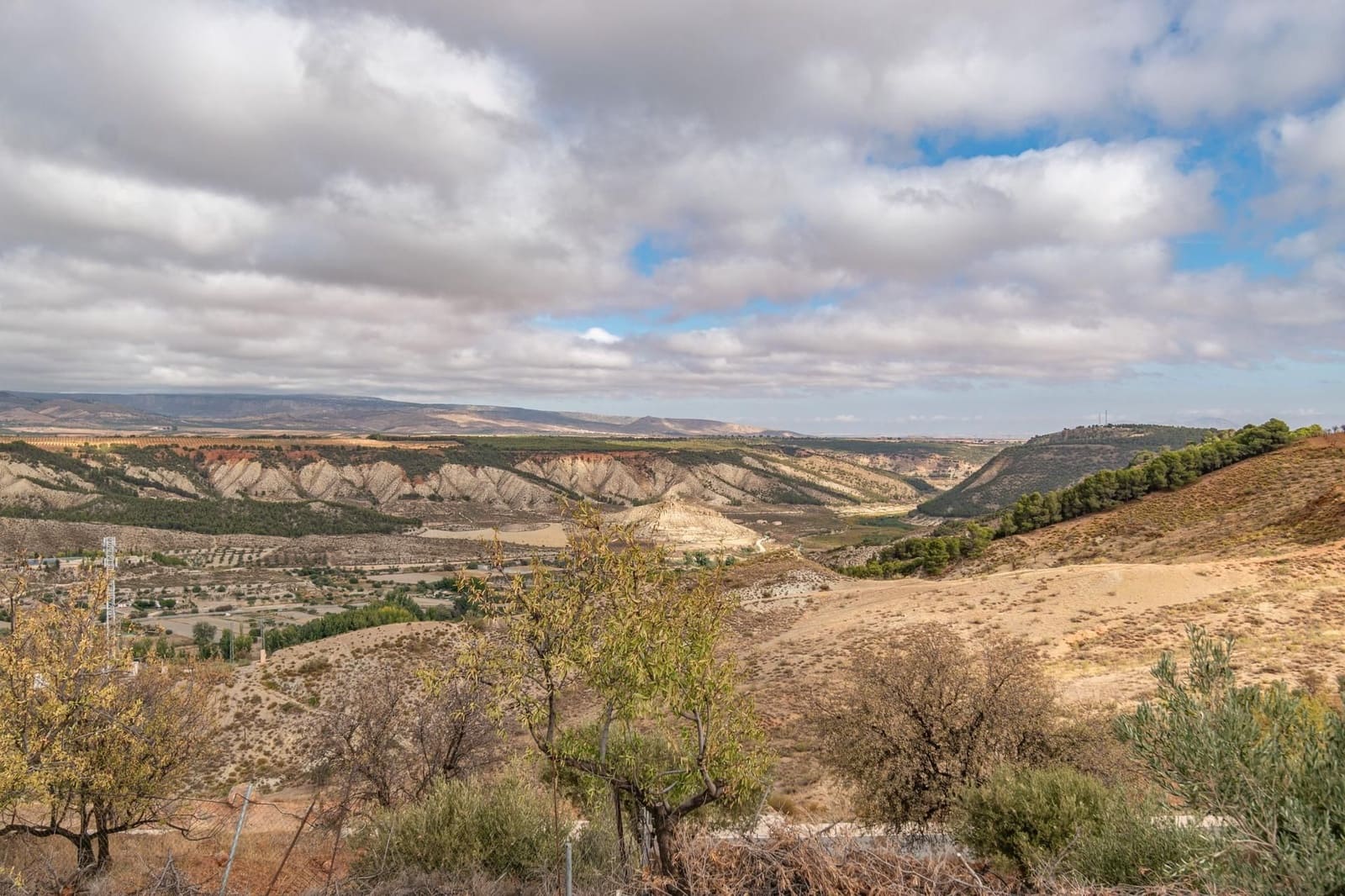 Finca/Casa Rural de 6 habitaciones en La Peza en venta con piscina garaje - 270.000 € (Ref: 9534218)