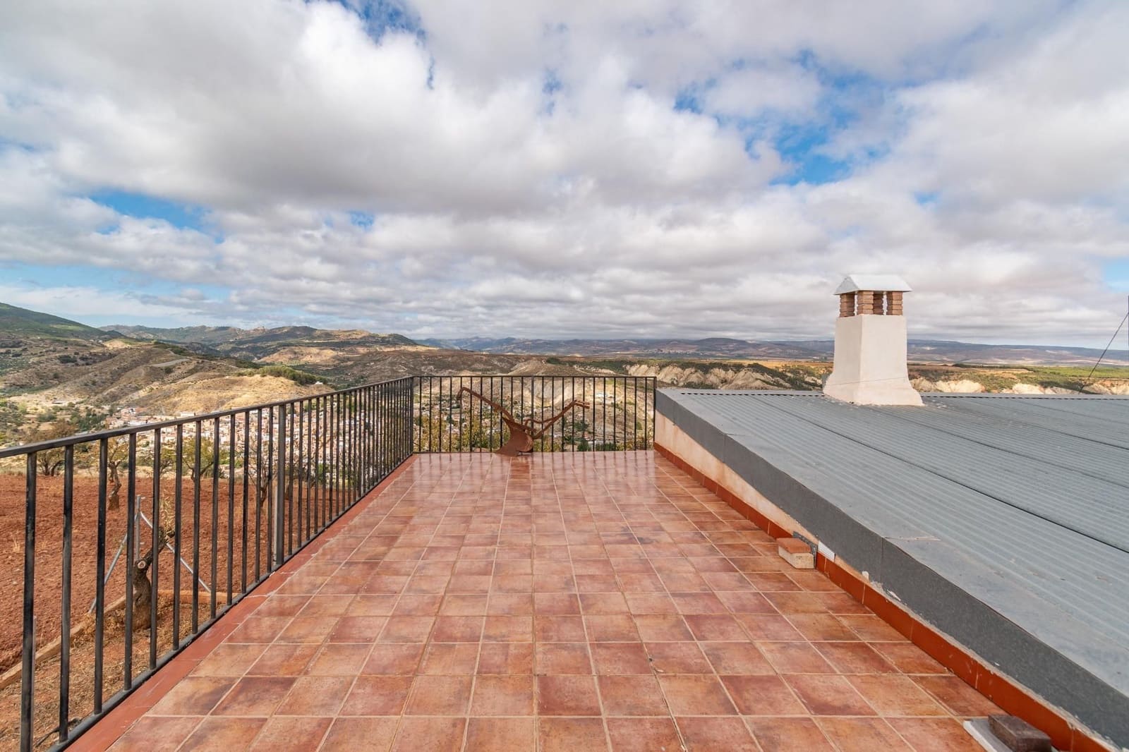 Finca/Casa Rural de 6 habitaciones en La Peza en venta con piscina garaje - 270.000 € (Ref: 9534218)