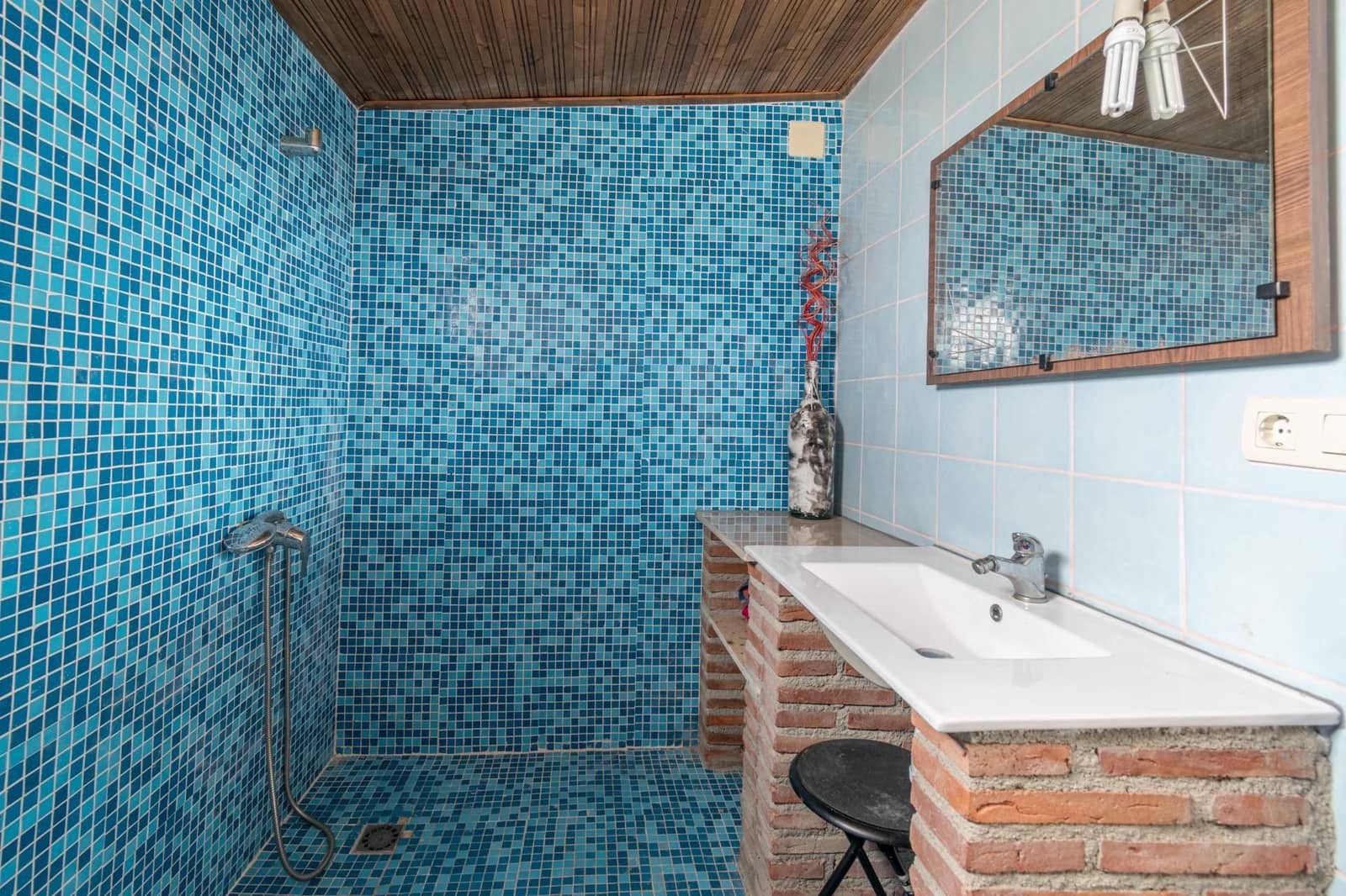 Finca/Casa Rural de 6 habitaciones en La Peza en venta con piscina garaje - 270.000 € (Ref: 9534218)