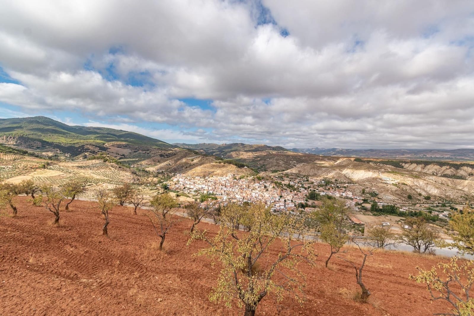 Finca/Casa Rural de 6 habitaciones en La Peza en venta con piscina garaje - 270.000 € (Ref: 9534218)