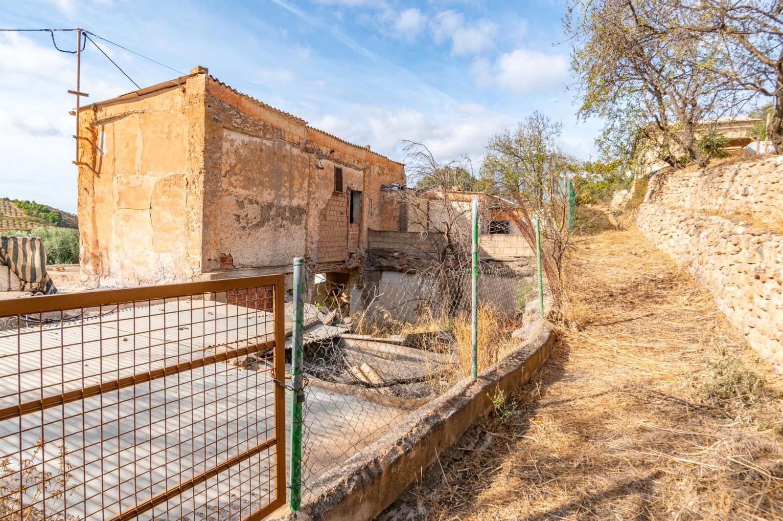 Finca/Herregård til salgs i Orgiva - € 59 900 (Ref: 9534220)