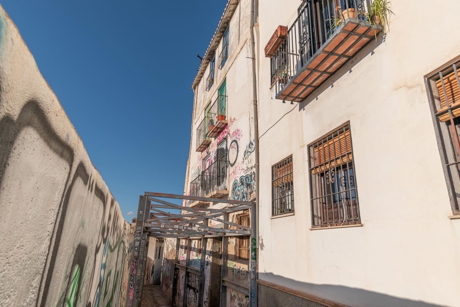 Haus zu verkaufen in Granada Stadt - 590.000 € (Ref: 9534221)