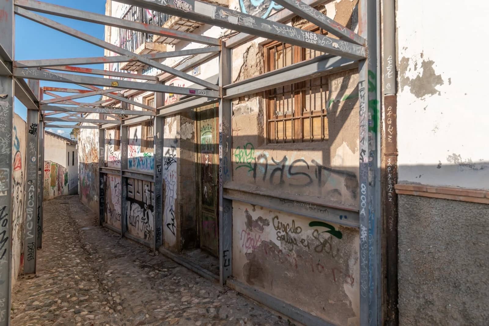 Haus zu verkaufen in Granada Stadt - 590.000 € (Ref: 9534221)