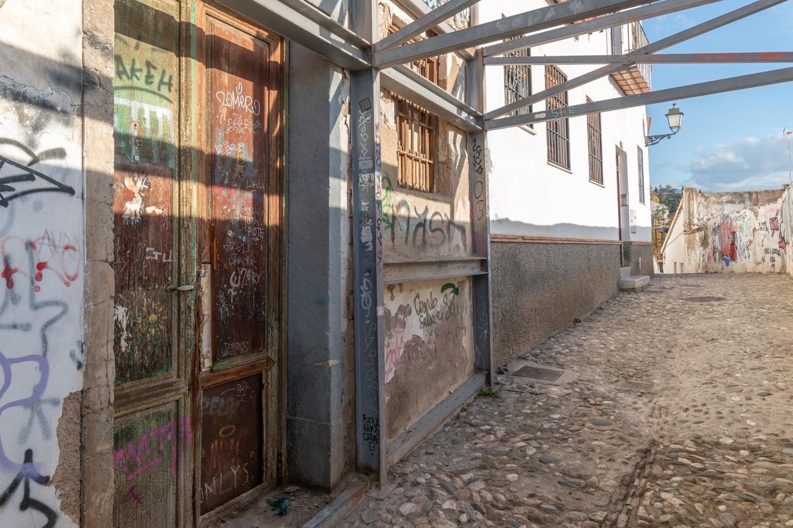 Haus zu verkaufen in Granada Stadt - 590.000 € (Ref: 9534221)