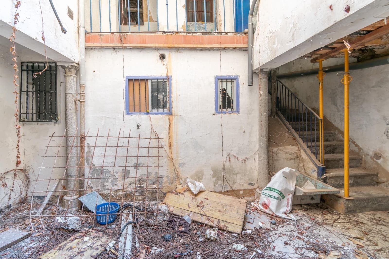 Haus zu verkaufen in Granada Stadt - 590.000 € (Ref: 9534221)