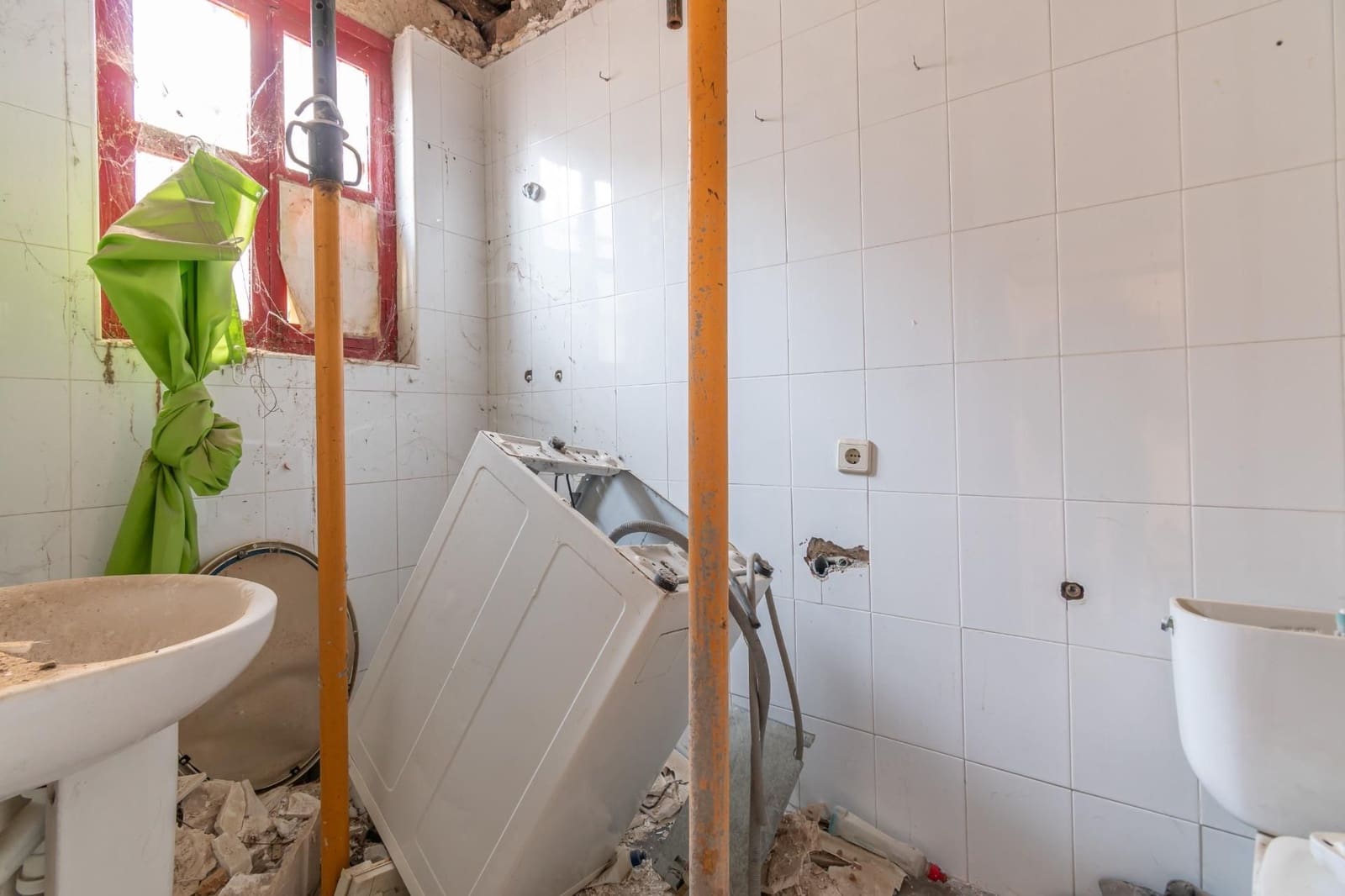 Haus zu verkaufen in Granada Stadt - 590.000 € (Ref: 9534221)