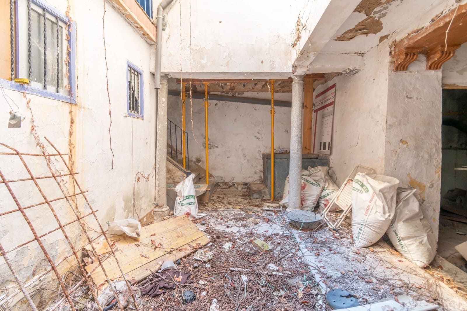 Haus zu verkaufen in Granada Stadt - 590.000 € (Ref: 9534221)