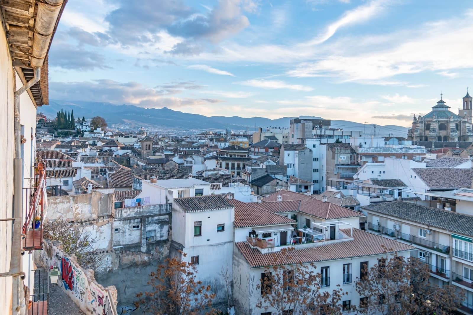 Haus zu verkaufen in Granada Stadt - 590.000 € (Ref: 9534221)