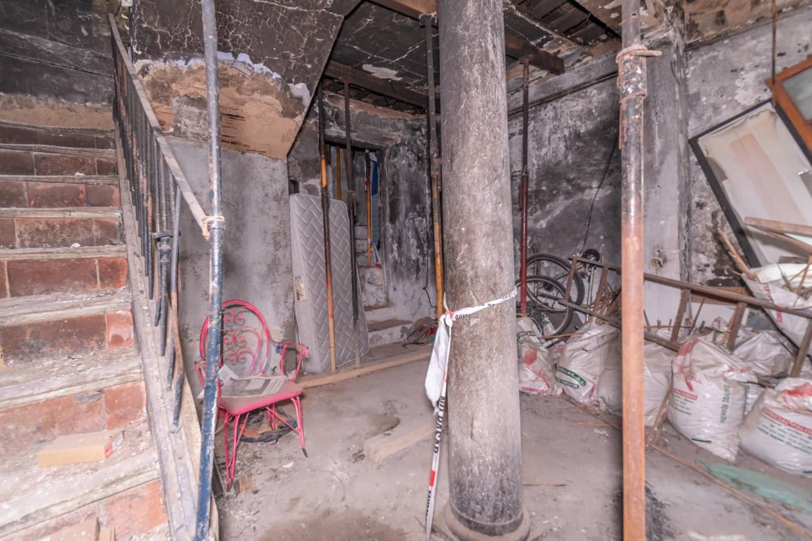 Haus zu verkaufen in Granada Stadt - 590.000 € (Ref: 9534221)