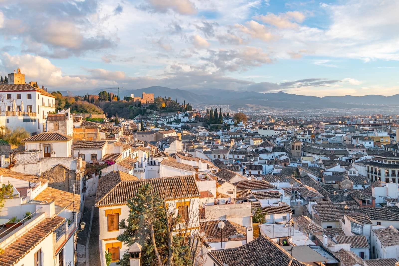 Haus zu verkaufen in Granada Stadt - 590.000 € (Ref: 9534221)