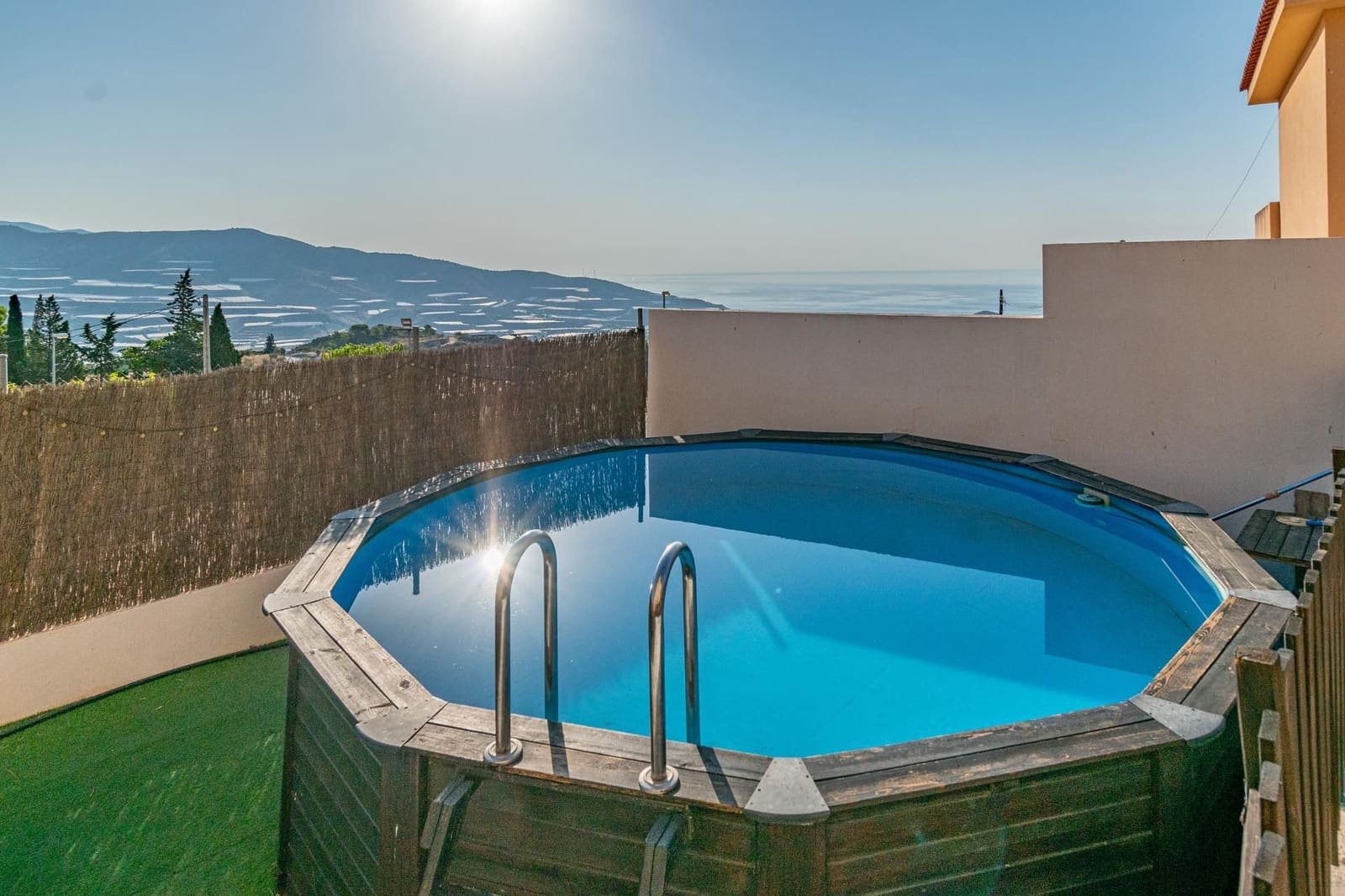 Chalet de 5 habitaciones en Gualchos en venta con garaje - 355.000 € (Ref: 9534223)