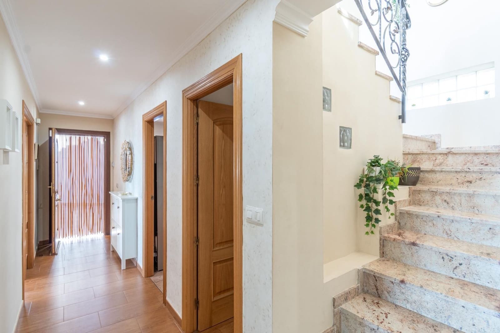 Chalet de 5 habitaciones en Gualchos en venta con garaje - 355.000 € (Ref: 9534223)