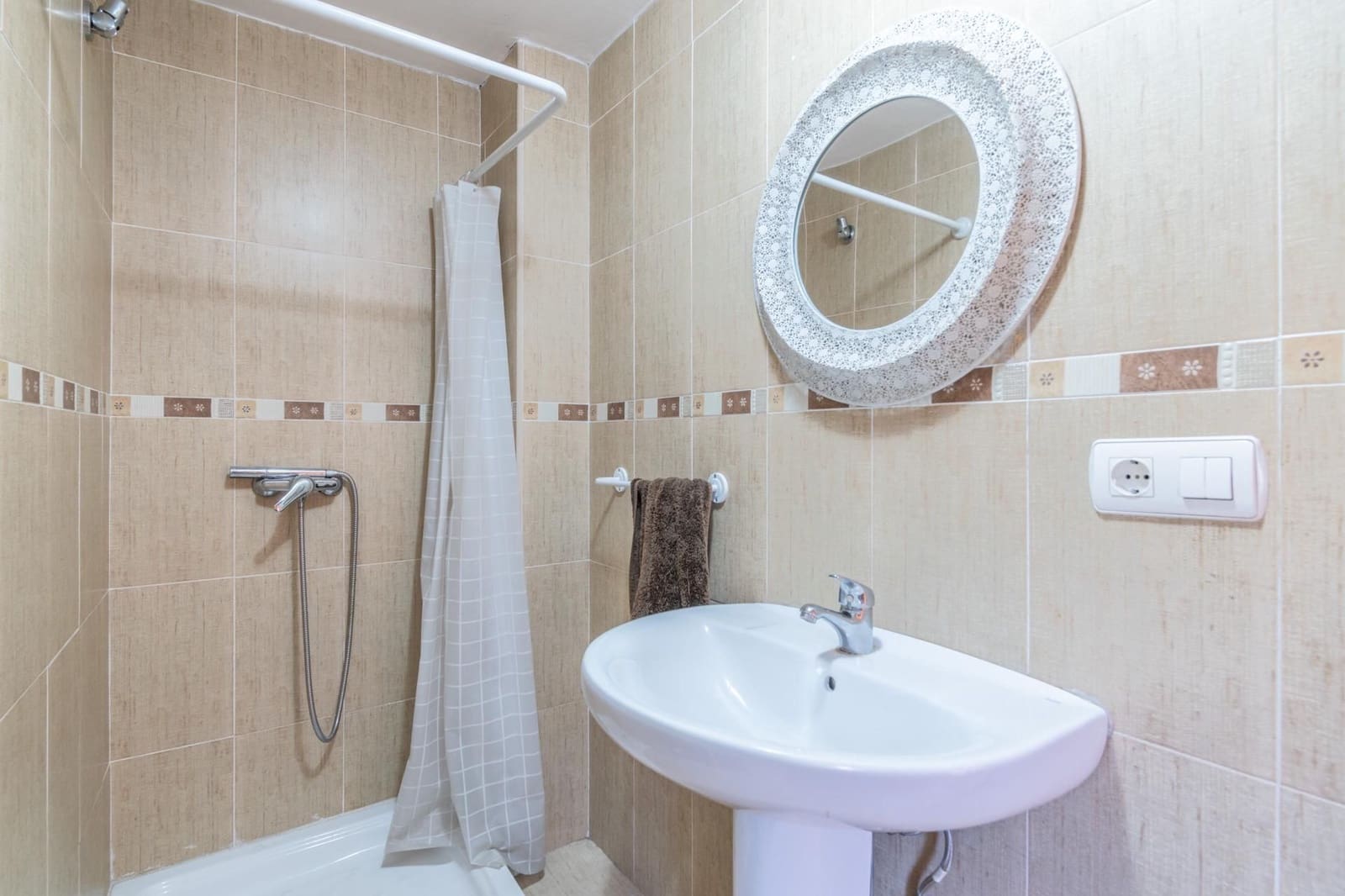 Chalet de 5 habitaciones en Gualchos en venta con garaje - 355.000 € (Ref: 9534223)