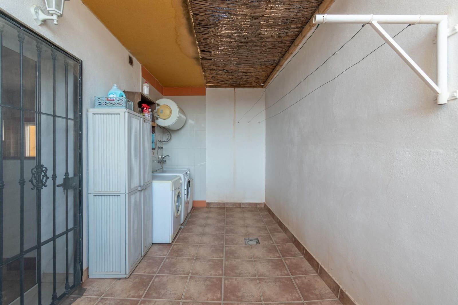 Chalet de 5 habitaciones en Gualchos en venta con garaje - 355.000 € (Ref: 9534223)