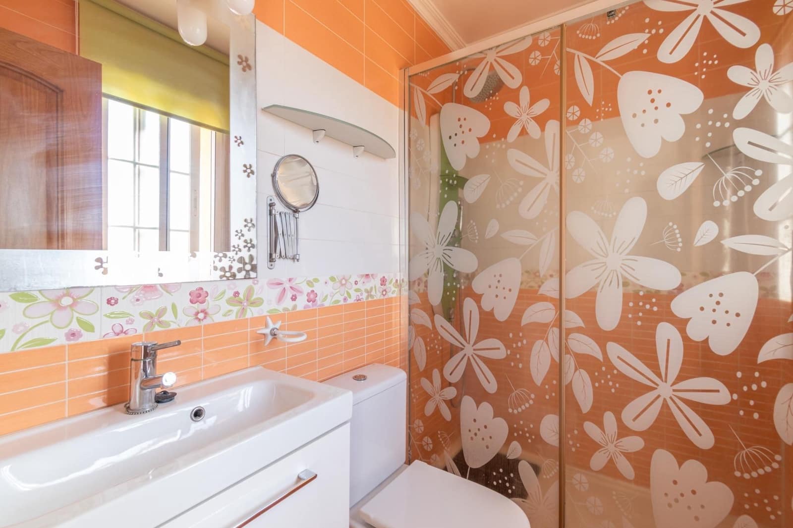 Chalet de 5 habitaciones en Gualchos en venta con garaje - 355.000 € (Ref: 9534223)