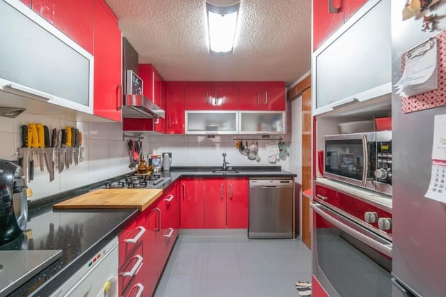 4 sovrum Lägenhet till salu i Figares, Granada stad med pool garage - 345 000 € (Ref: 9534224)