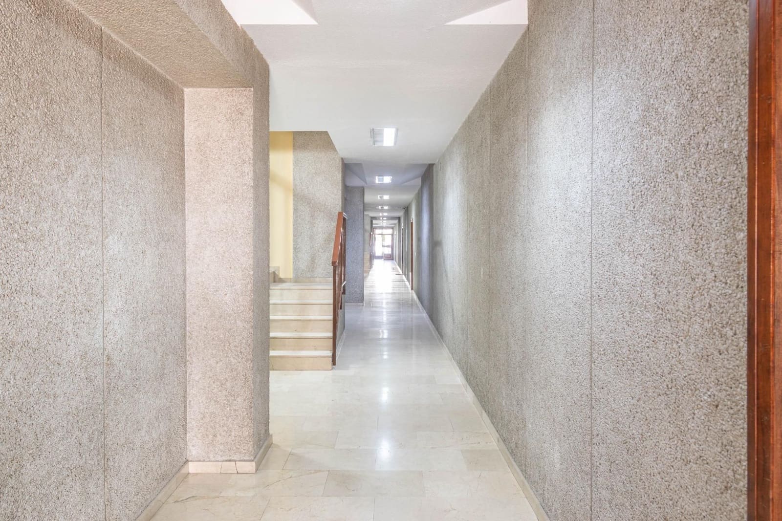 4 sovrum Lägenhet till salu i Granada stad med pool garage - 345 000 € (Ref: 9534224)