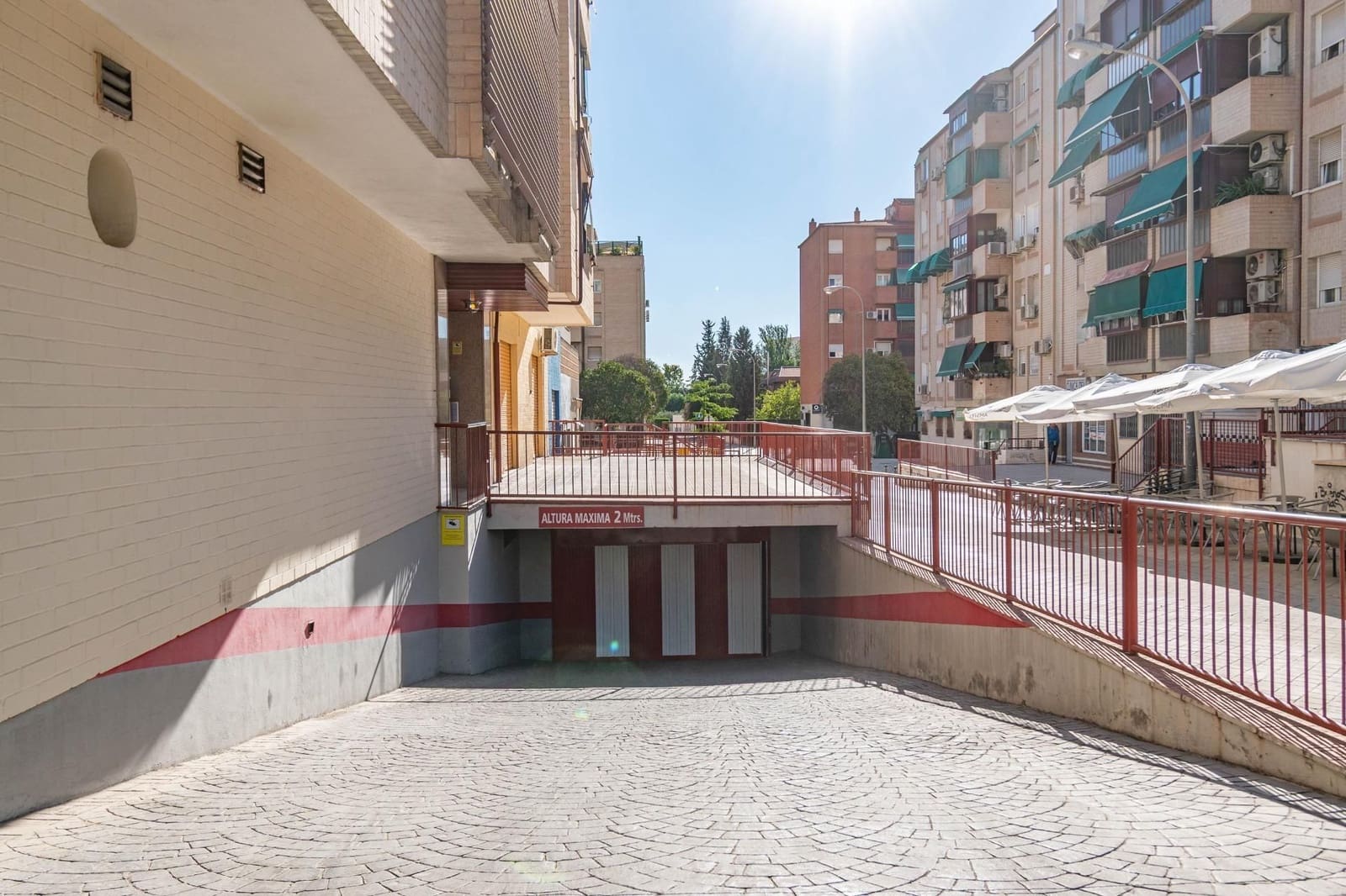 4 sovrum Lägenhet till salu i Granada stad med pool garage - 345 000 € (Ref: 9534224)
