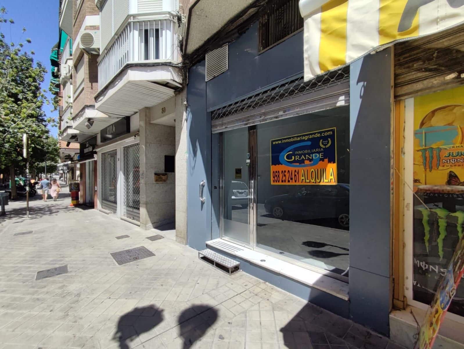 Commercieel te huur in Granada stad - € 900 (Ref: 9534227)