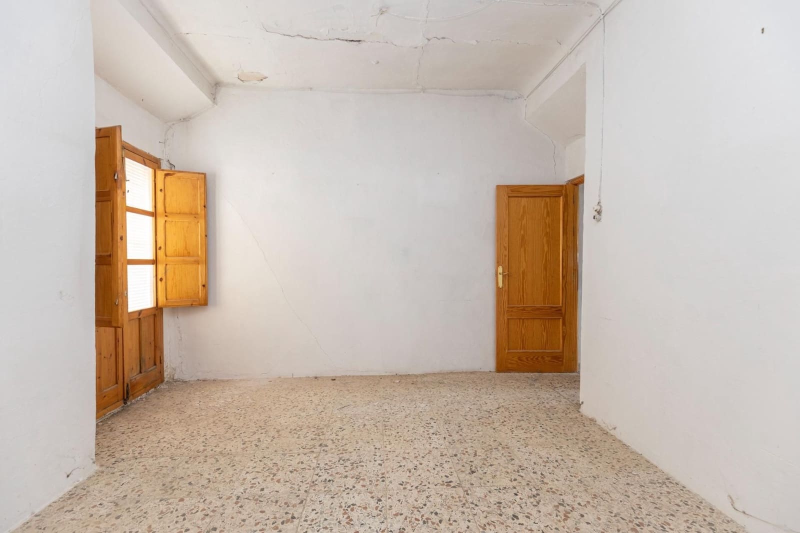 5 makuuhuone Omakotitalo myytävänä paikassa Campotejar - 49 000 € (Ref: 9534228)