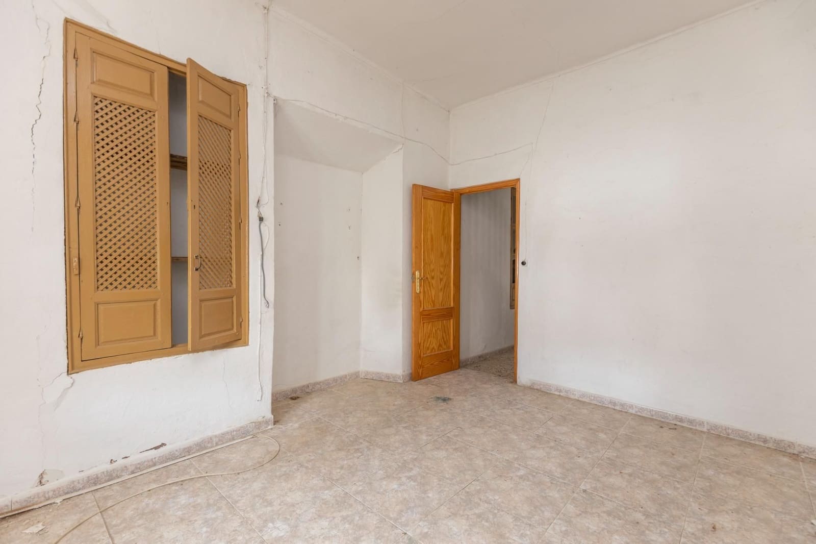 5 makuuhuone Omakotitalo myytävänä paikassa Campotejar - 49 000 € (Ref: 9534228)